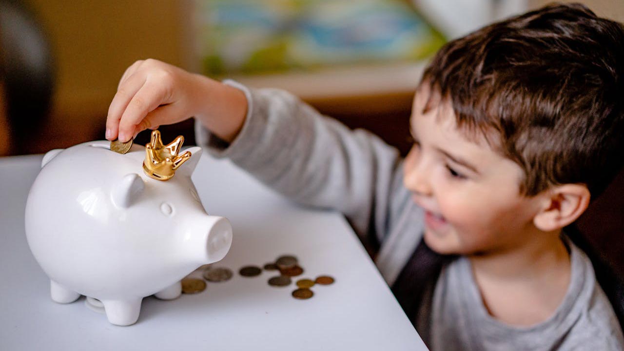 7 Things to Teach Your Kids About Money