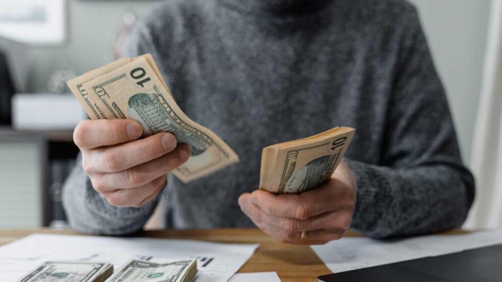 Benefits of High-Yield Savings Accounts