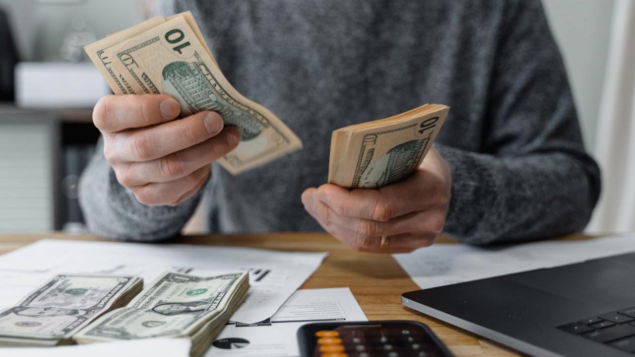 6 Money Lessons Most People Learn Too Late