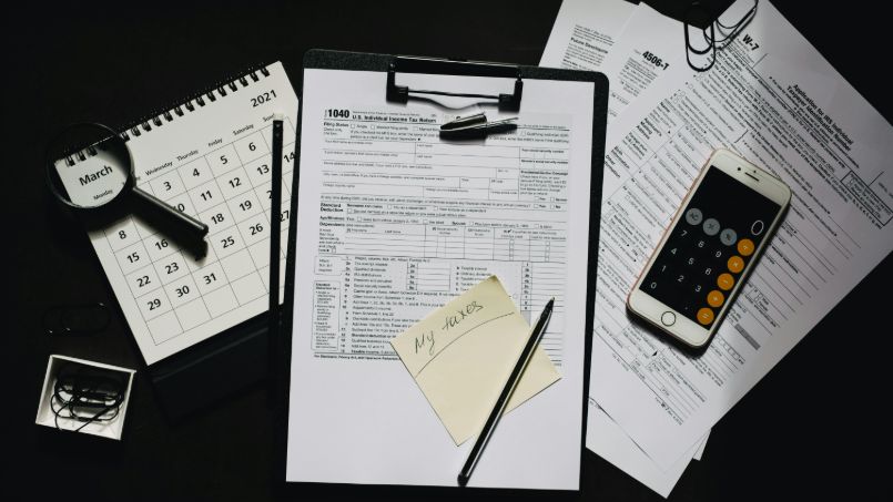 Shopping at department store checkout