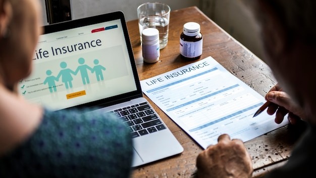 Elderly couple planning their life insurance plan