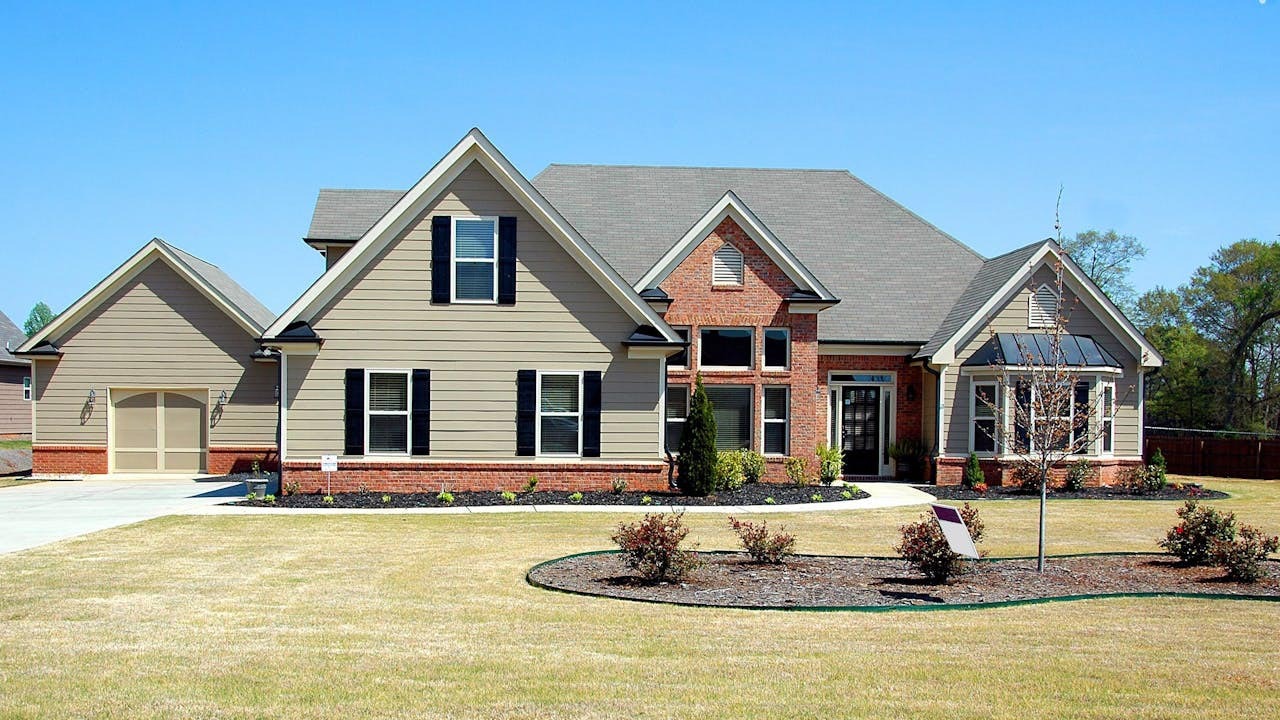 How-to-Buy-a-Second-Home-Without-Going-Broke